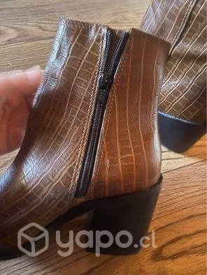 Botines color café - Imagen 4