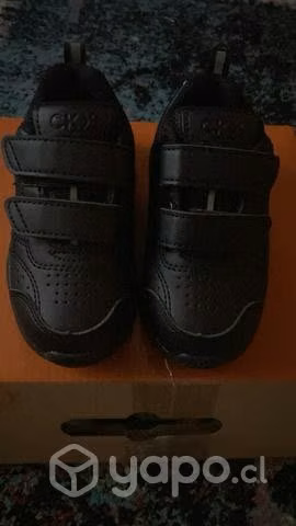 Zapatos bebe niño