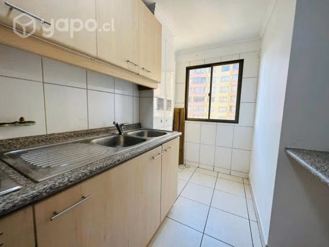 Departamento frente mall florida center