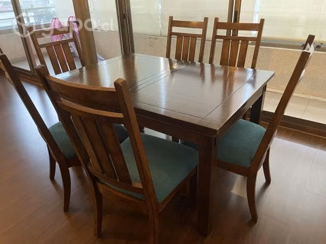 Comedor extensible color chocolate con 6 sillas