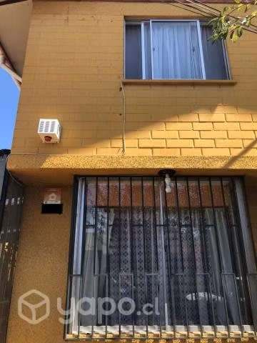 Vende Dueña, casa 2 dorm. 2 baños, estacionamiento - Imagen 11
