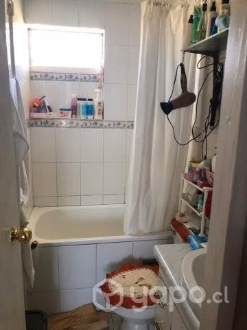 Vende Dueña, casa 2 dorm. 2 baños, estacionamiento - Imagen 6