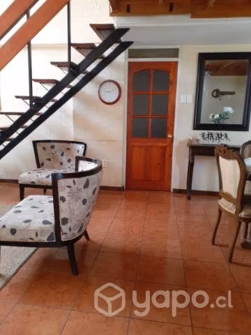Barrio consolidado , casa solida, patio - Imagen 8