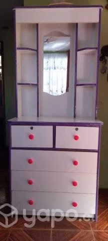 Comoda para niña