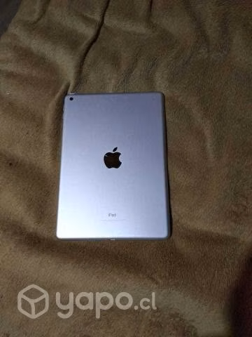 IPad Apple quinta generación 128 GB poco uso - Imagen 5