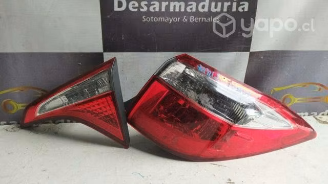 Foco trasero corolla 2015 a 2017 rh 1.5