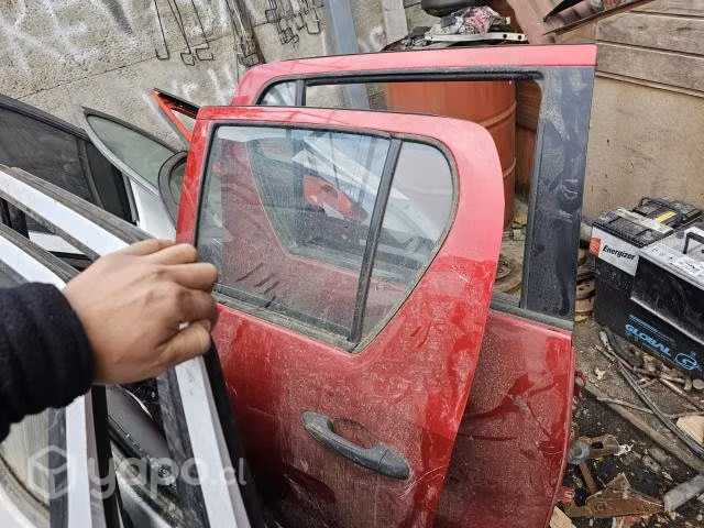Puerta toyota hilux 2020