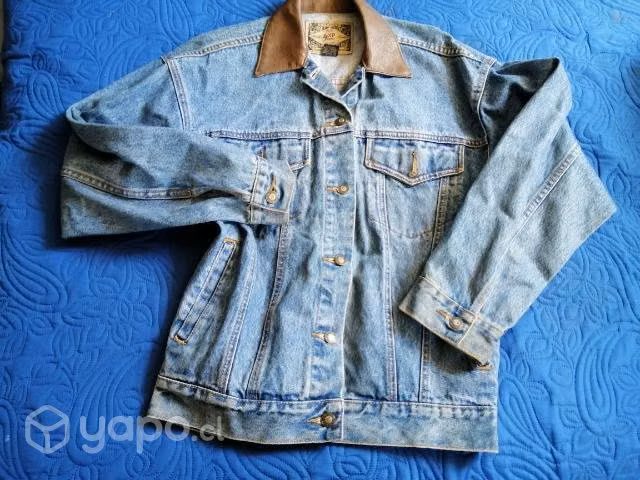 Chaqueta mezclilla con cuero
