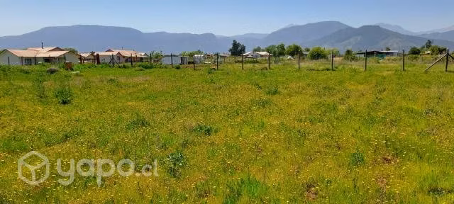 Se vende terreno con casa