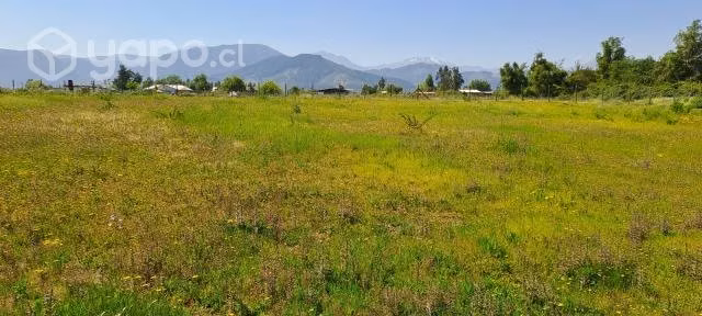 Se vende terreno con casa