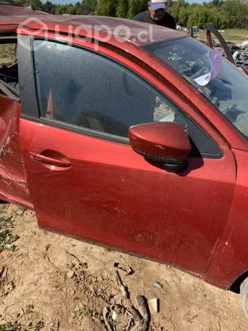 Puerta Mazda 2 2019