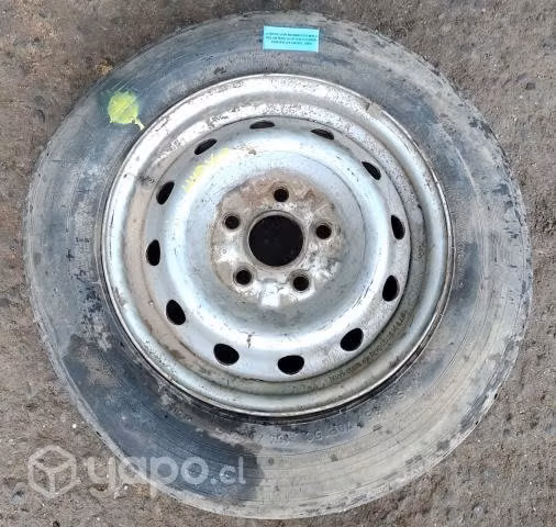 Llanta Con Neumático Malo Delantera (HYP160) Hyund