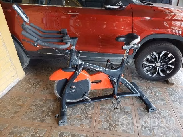Bicicleta Spinning LAHSEN Evolution WX207