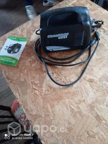 Soldadora inverter Indura NanoWeld 120 negra