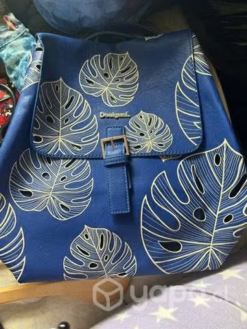 Mochila desigual