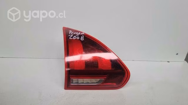 Foco peugeot 2008 dmg la cisterna 42.04