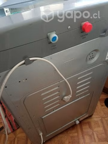Lavadora Mademsa 15.5 kilos semi nueva