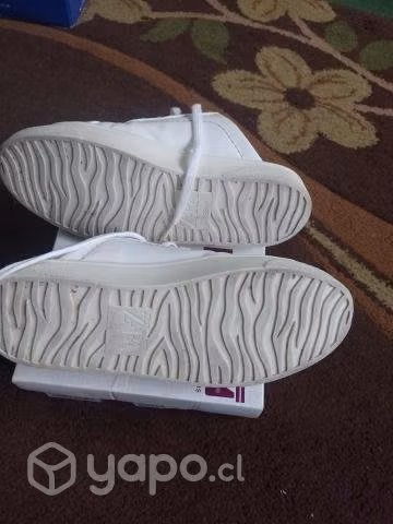 Zapatillas chalas marca zara - Imagen 2