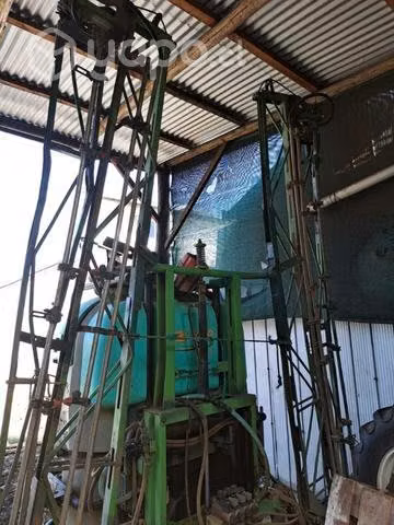 Fumigador 800 litros metalfor barra de 14 metros