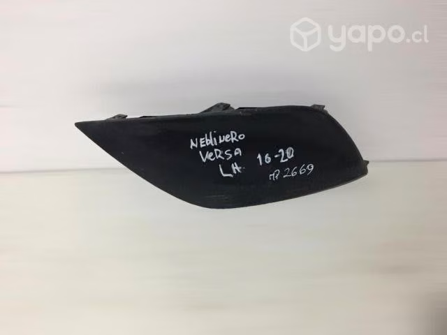 Tapa neblinero lh nissan versa 2016 2020