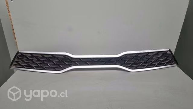Mascara kia rio 2018-20 dmg la cisterna 04.33