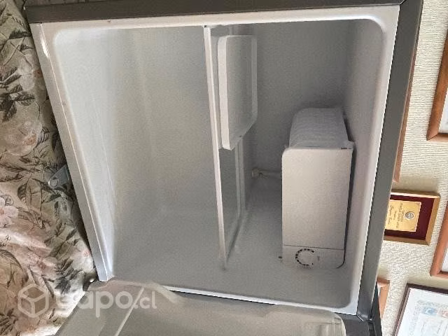 Frigobar midea 45 litros - Imagen 6