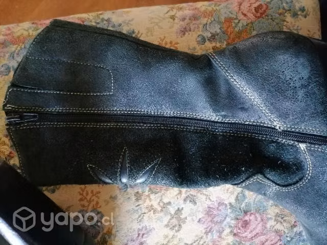 Botas negras cuero envejesido, n 38.