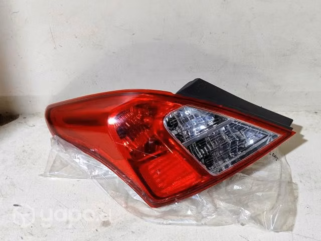 Óptico Nissan Versa izquierdo tyc /m01jrgd