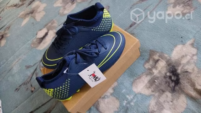 Zapatos de fútbol