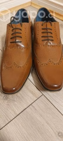 Zapatos river island brown con cordones