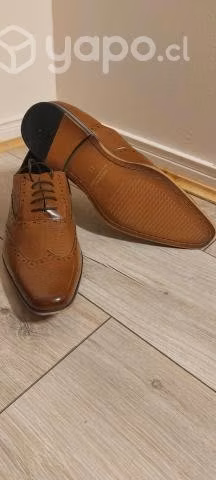 Zapatos river island brown con cordones