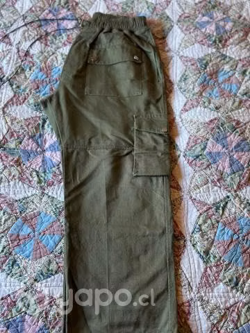 Pantalón cargo verde