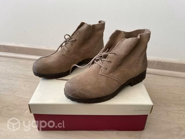 Botines Naturalizer taupe n° 37,5 muy poco uso