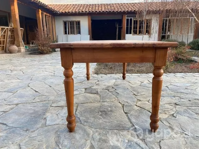 Mesa Roble