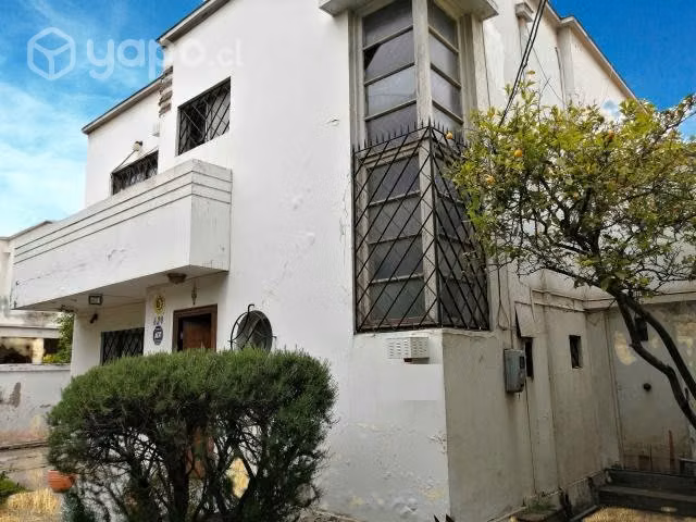 Vende Casa Ñuñoa 5D+4B en pleno Barrio Suárez Muji