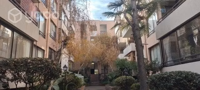 Excelente Depto La Reina, Frente a Supermercado
