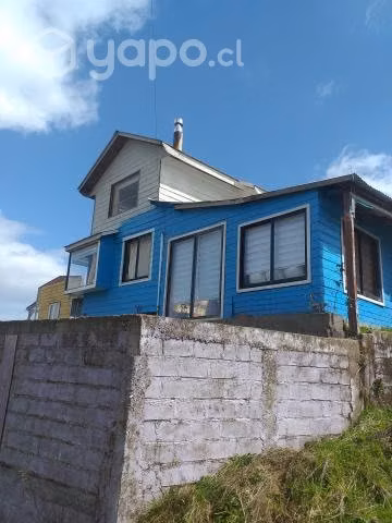 Casa grande y 8 mini departamentos
