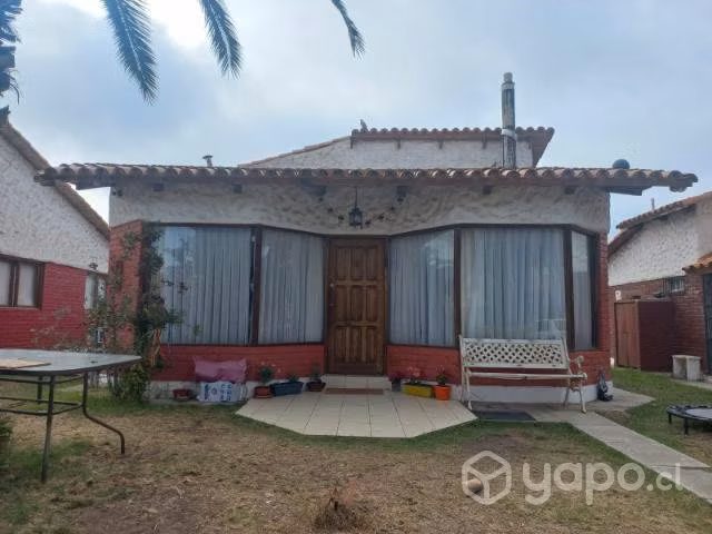 Casa aislada condominio al lado avenida del mar