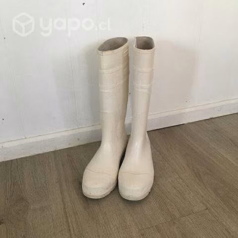 Bota alta para agua