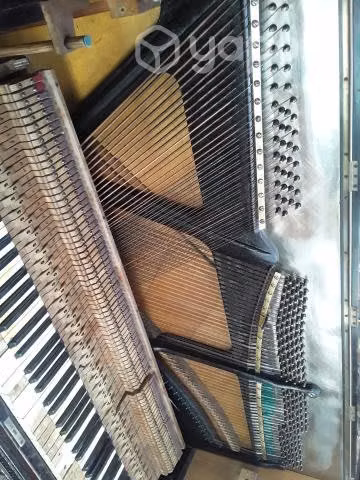 Piano vertical alemán
