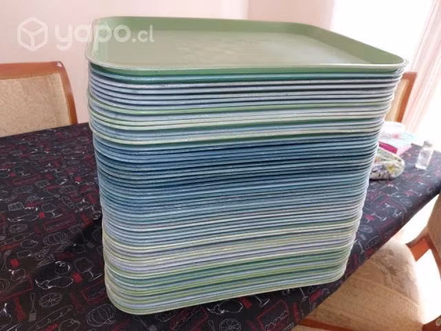 Bandejas Autoservicio de plastico