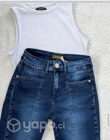 Jeans marca divine disponible