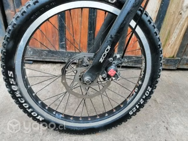 Bicicleta TRIAL OZONO acrobacias