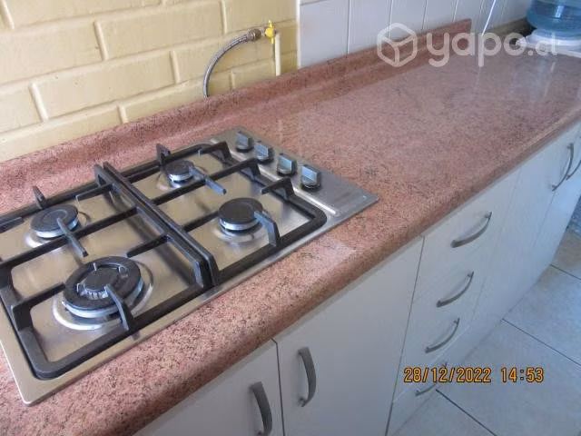 Mueble de cocina con encimera