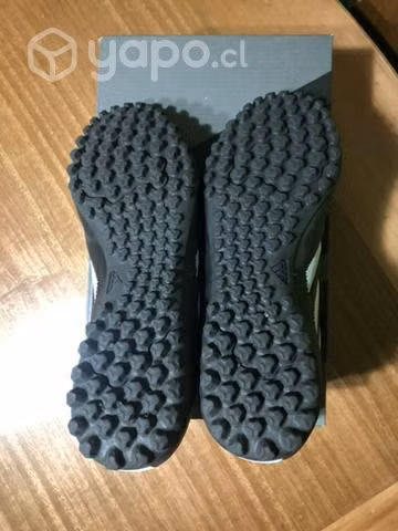 Zapatilla de fútbol Adidas - Imagen 4