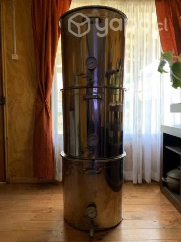 Se vende mini planta de cerveza artesanal 100 lts