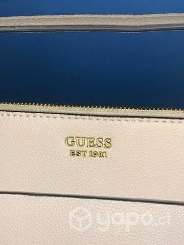 Bolso de mano guess y Aldo
