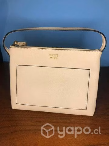 Bolso de mano guess y Aldo
