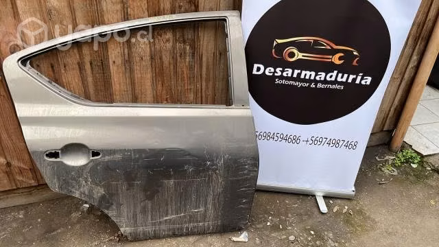 Puerta Versa 2014 a 2019 trasera rh 2.0