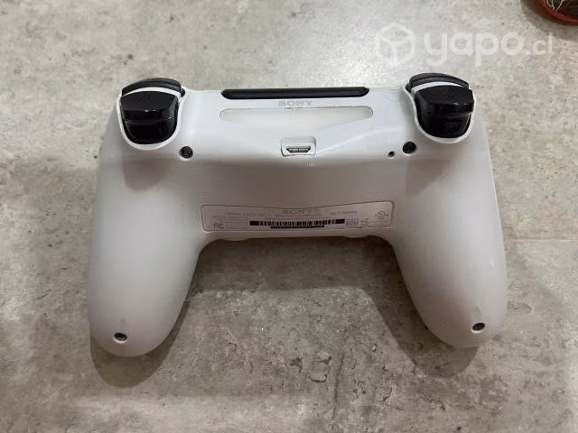 Ps4 fat 500 gb + juegos